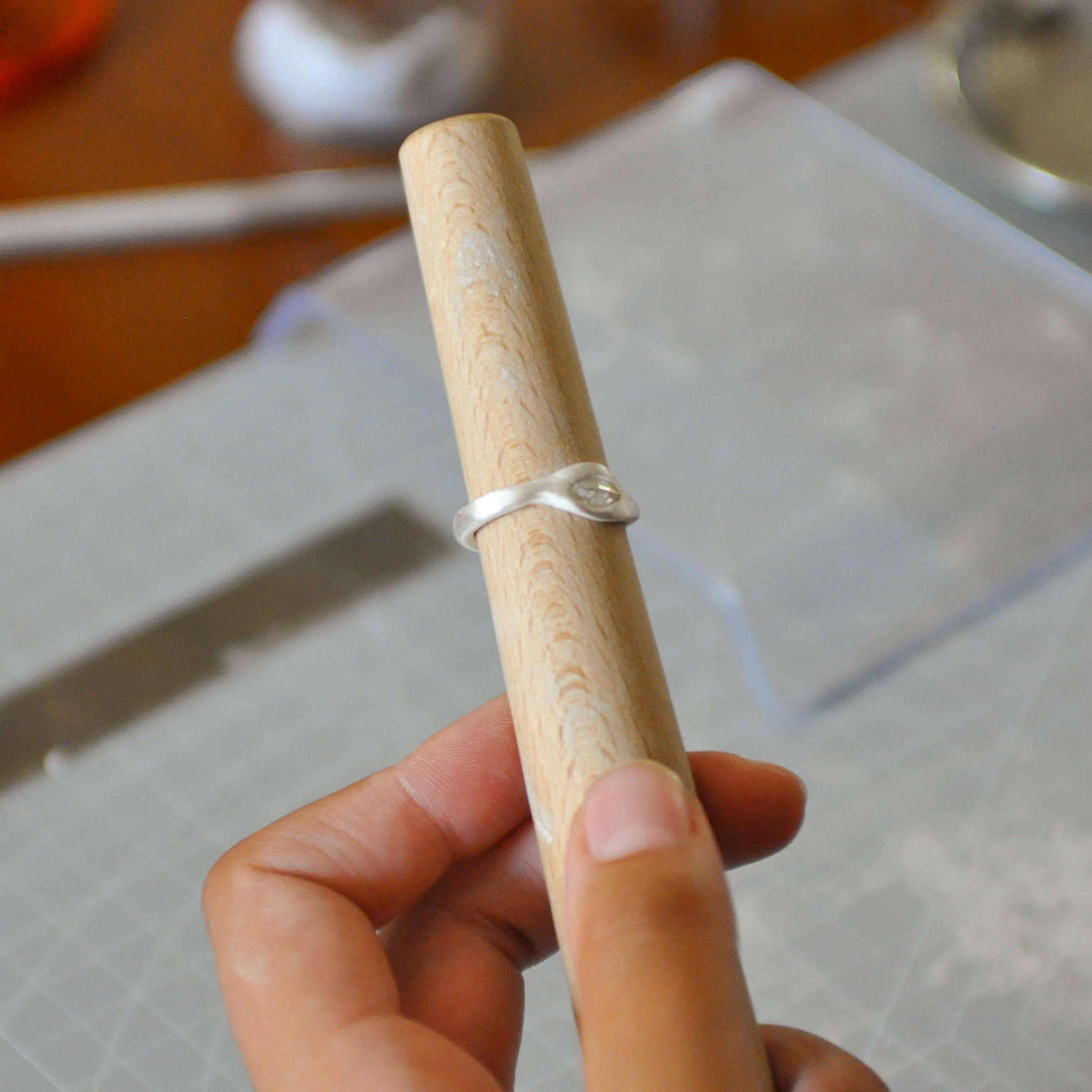 Ateliers créatifs à Sion, bagues en silver clay